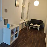 Work And 8 Betten 4 Schlafzimmer 2 Duschen Mit Billiard Und Beamer *