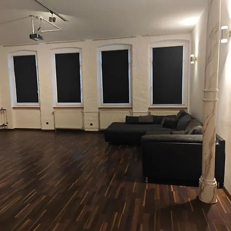 Work And 8 Betten 4 Schlafzimmer 2 Duschen Mit Billiard Und Beamer