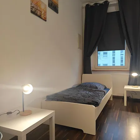 Apartmán Work And 8 Betten 4 Schlafzimmer 2 Duschen Mit Billiard Und Beamer