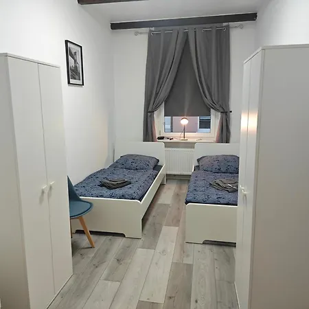 Work And 8 Betten 4 Schlafzimmer 2 Duschen Mit Billiard Und Beamer Lüdenscheid