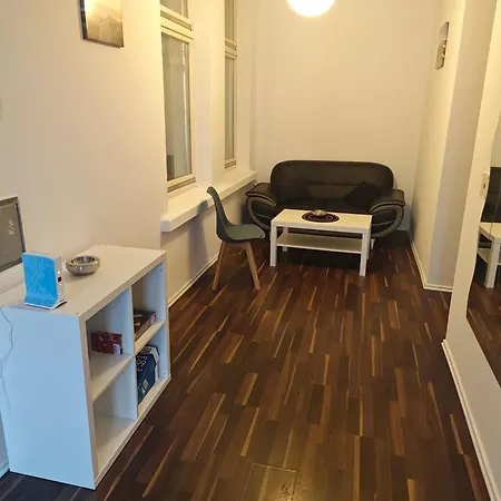 Work And 8 Betten 4 Schlafzimmer 2 Duschen Mit Billiard Und Beamer * Lüdenscheid
