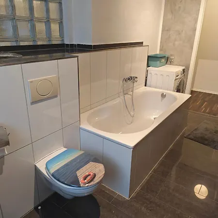 Apartmán Work And 8 Betten 4 Schlafzimmer 2 Duschen Mit Billiard Und Beamer *