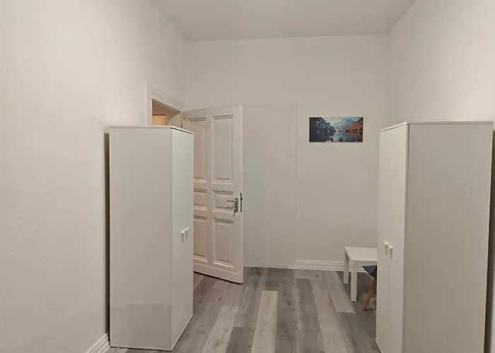 Lejlighed Work And 8 Betten 4 Schlafzimmer 2 Duschen Mit Billiard Und Beamer *