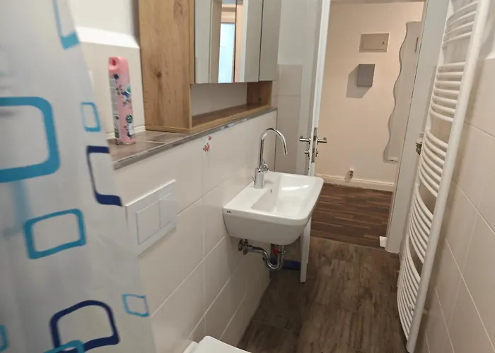 Work And 8 Betten 4 Schlafzimmer 2 Duschen Mit Billiard Und Beamer Lejlighed