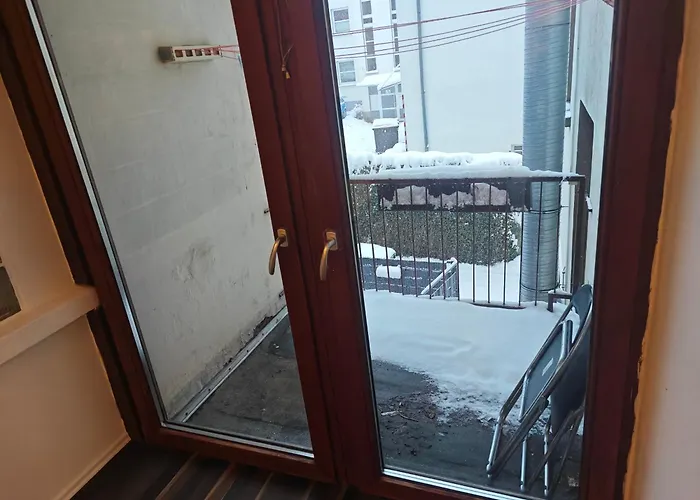 Work And 8 Betten 4 Schlafzimmer 2 Duschen Mit Billiard Und Beamer