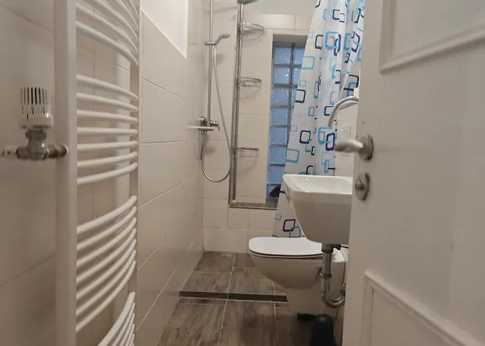 Lejlighed Work And 8 Betten 4 Schlafzimmer 2 Duschen Mit Billiard Und Beamer Lüdenscheid