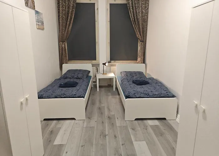 Work And 8 Betten 4 Schlafzimmer 2 Duschen Mit Billiard Und Beamer Lejlighed Lüdenscheid